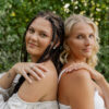 Mädchen mit Silberschmuck,